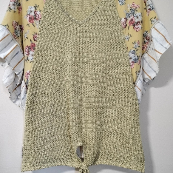 Hummingbird Sz Med Short Sleeves Boho Mix Pattern Tie Waist Top Flutter Sleeves - Picture 3 of 7